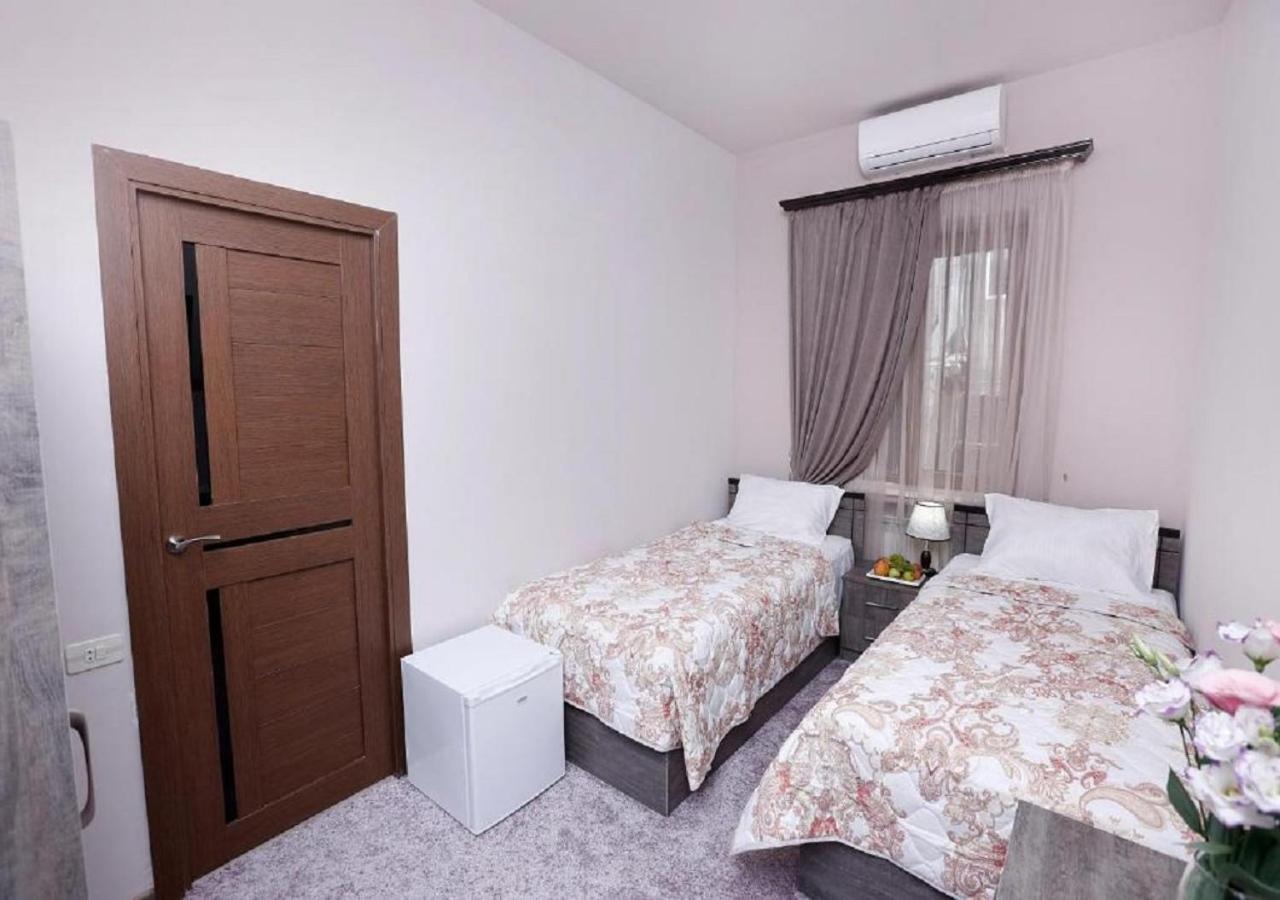 Guesthouse Yerevan Exterior photo